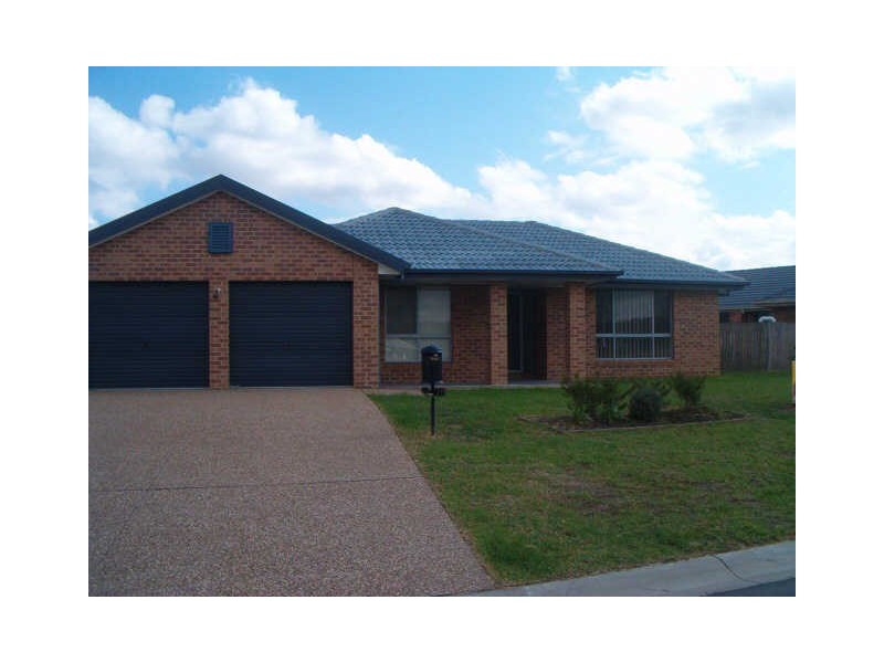 20 Sinclair Avenue, Singleton NSW 2330