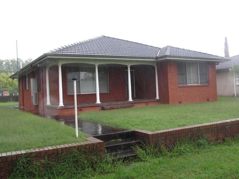 5 Cameron Street, Singleton NSW 2330