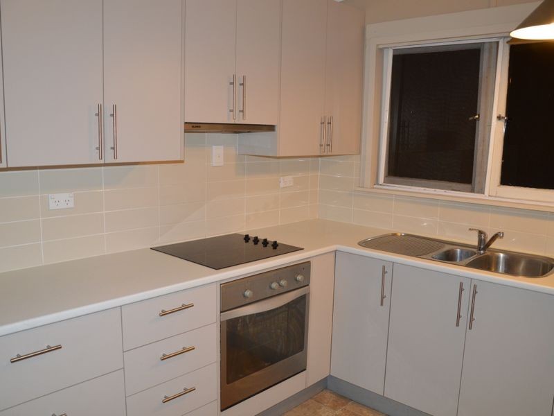 8 Dalton Avenue, Singleton NSW 2330