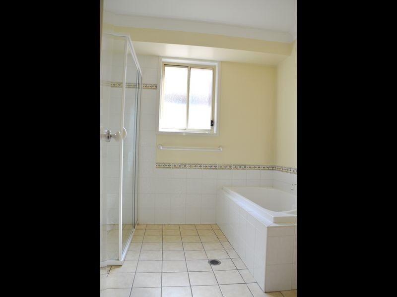 4A James House Close, Singleton NSW 2330