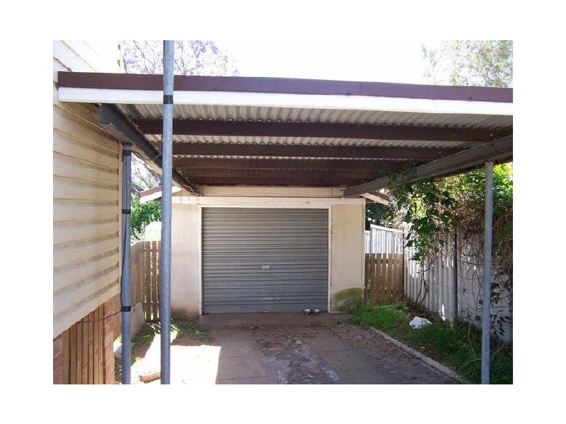 8 Rose Avenue, Singleton NSW 2330