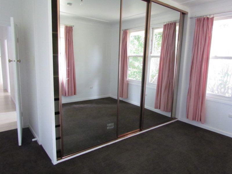 7 Kent Street, Singleton NSW 2330