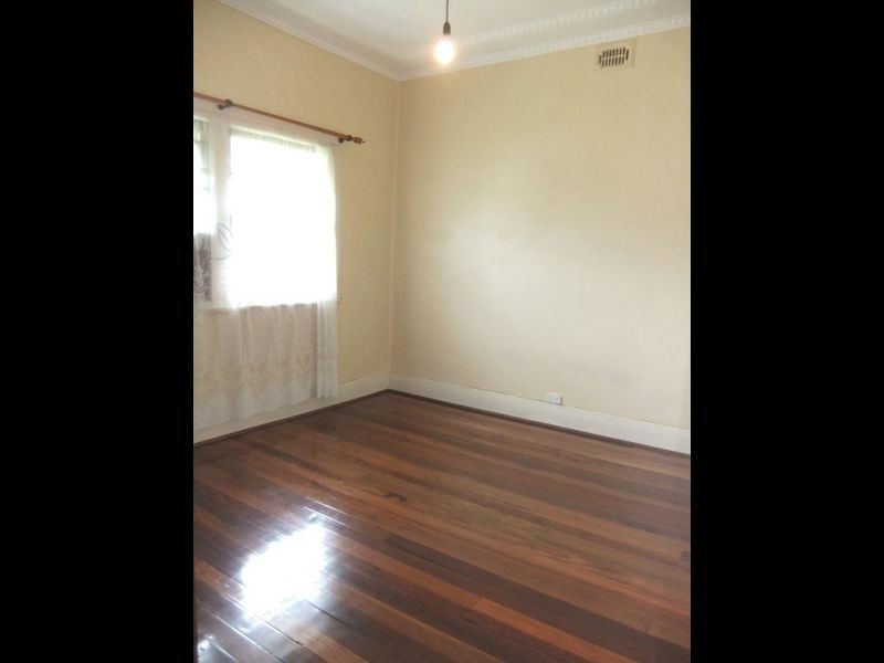 15 North Street, Greta NSW 2334