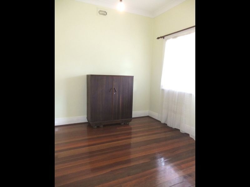 15 North Street, Greta NSW 2334