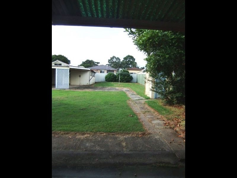 15 North Street, Greta NSW 2334