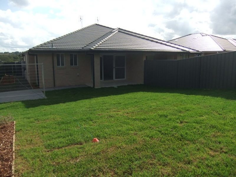 1/141 McMahon Way, Singleton NSW 2330