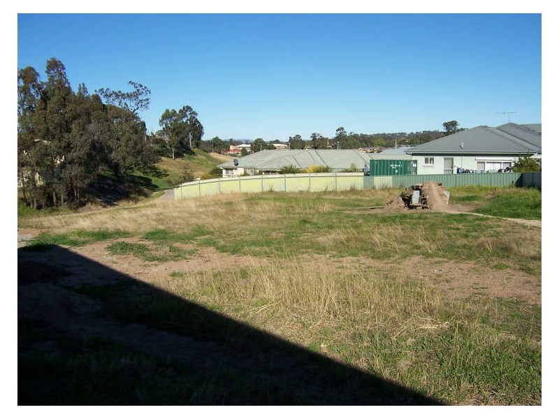 6 Burnett Close, Singleton NSW 2330