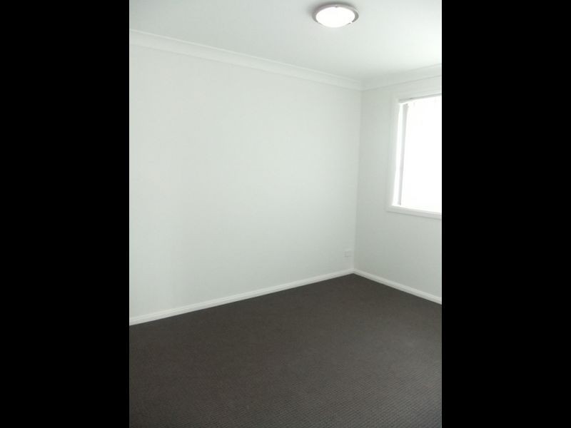 2/141 McMahon Way, Singleton NSW 2330