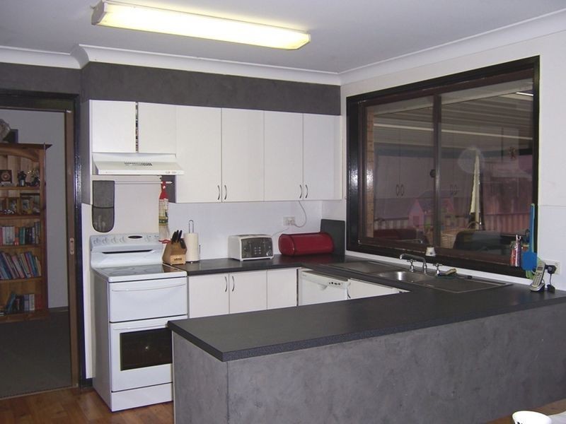 13 Lachlan Avenue, Singleton NSW 2330
