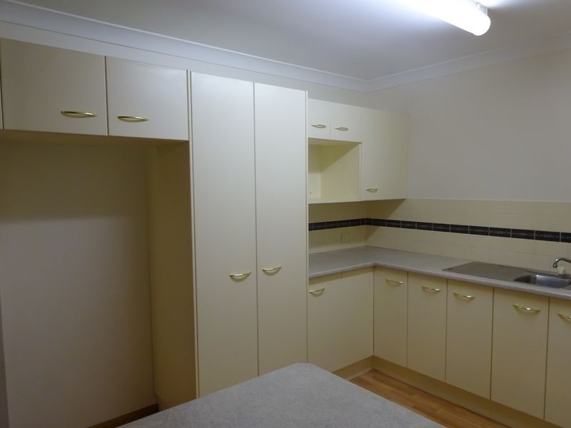 1/98 Lachlan Avenue, Singleton NSW 2330