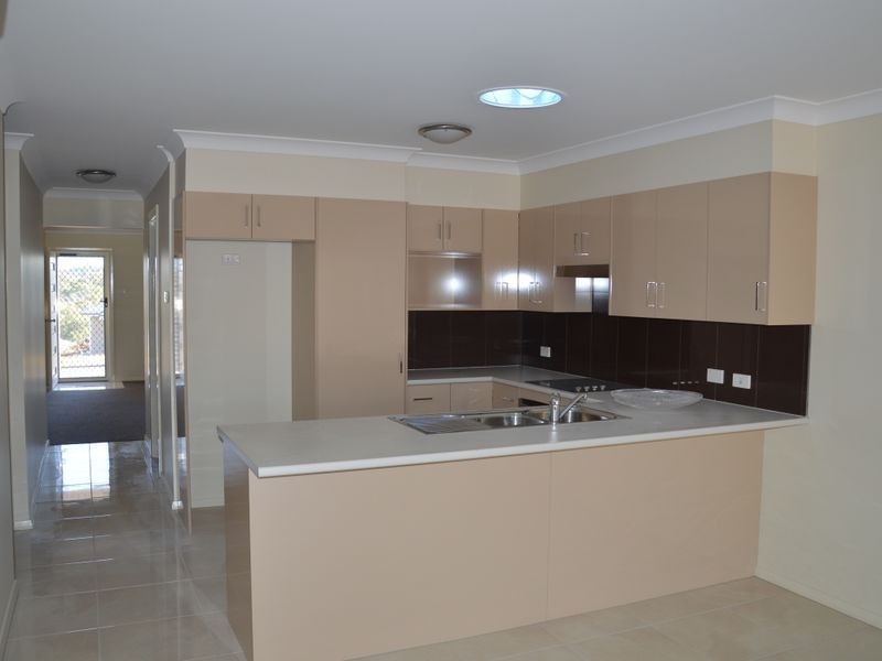 2/139 McMahon Way, Singleton NSW 2330