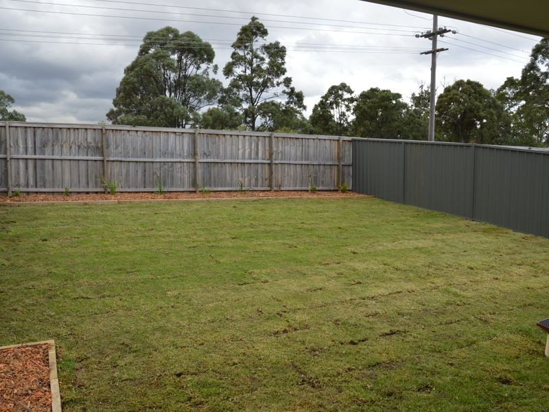 2/139 McMahon Way, Singleton NSW 2330