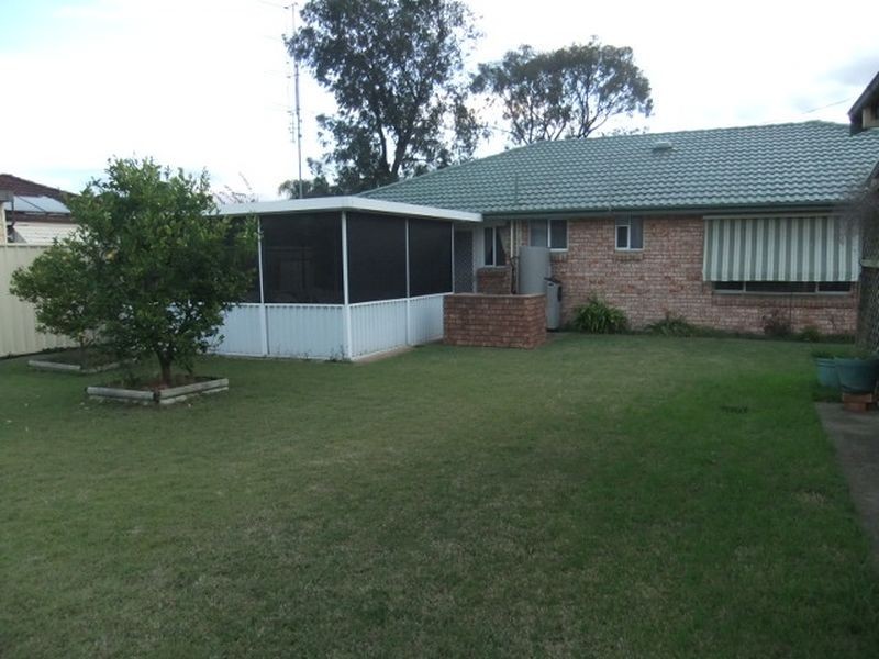 7 Casey Drive, Singleton NSW 2330