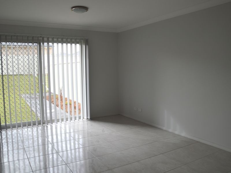 1/5 Pioneer Road, Singleton NSW 2330