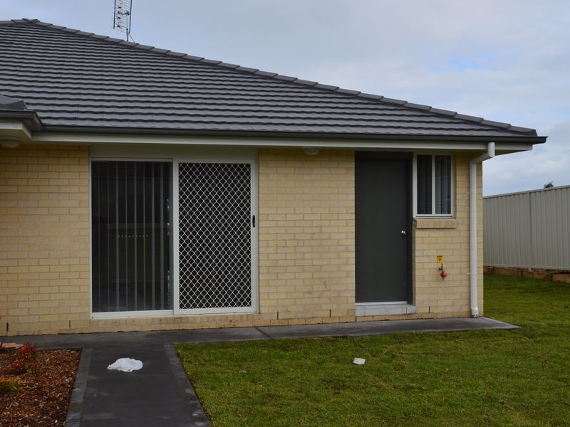 1/5 Pioneer Road, Singleton NSW 2330