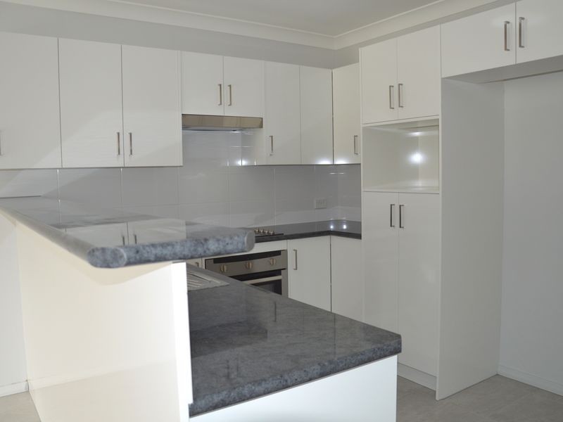 2/5 Pioneer Road, Singleton NSW 2330