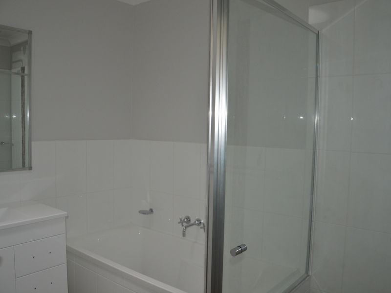 2/5 Pioneer Road, Singleton NSW 2330