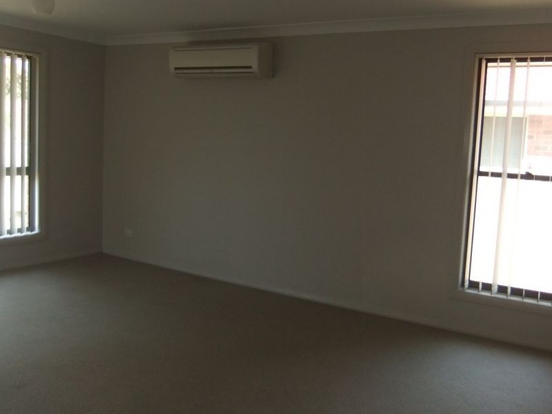 2/80 Wattle Ponds Road, Singleton NSW 2330