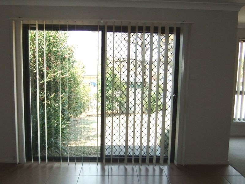 2/80 Wattle Ponds Road, Singleton NSW 2330