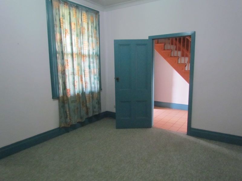 2/17-19 Campbell Street, Singleton NSW 2330