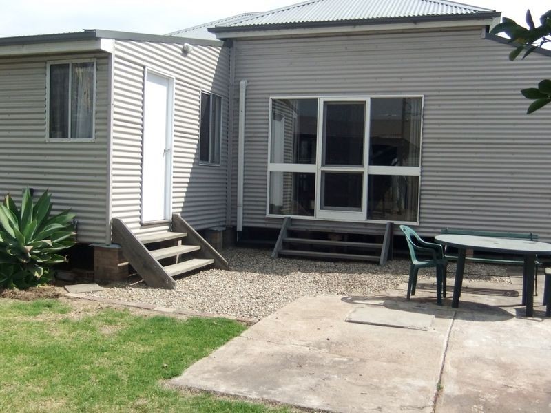 11 Frederick Street, Singleton NSW 2330