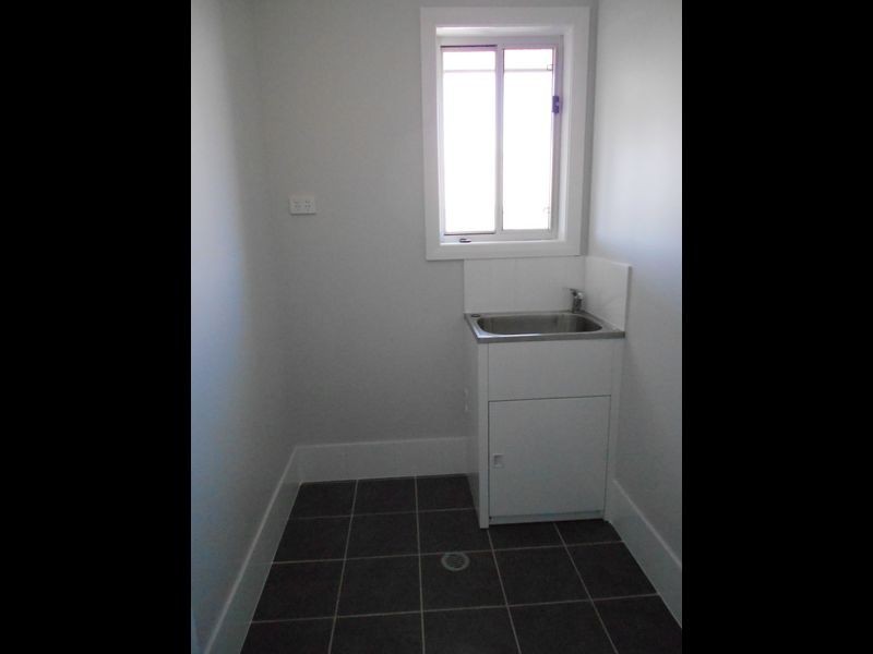 1/9 Wright Close, Singleton NSW 2330