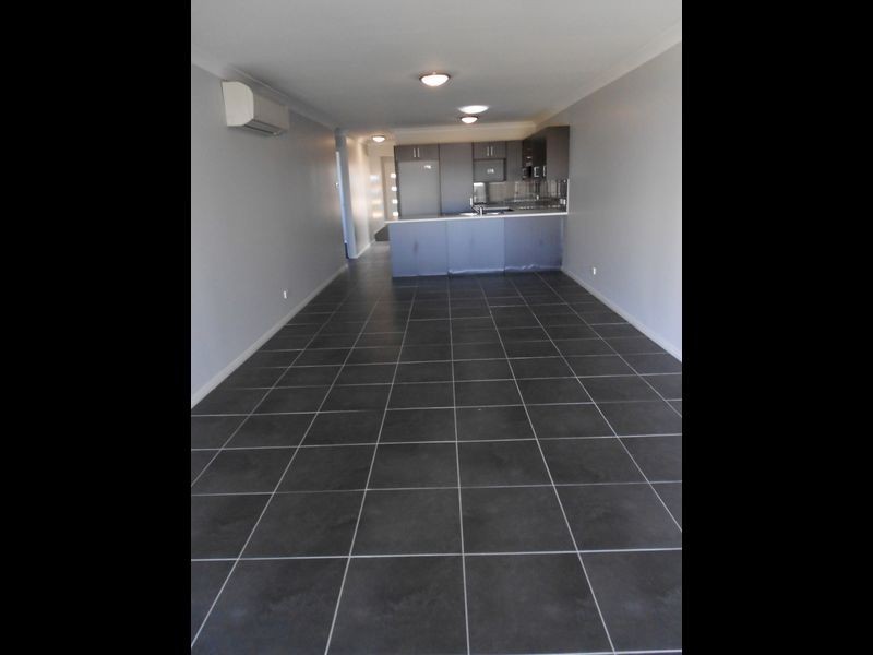 1/40 Broomfield Crescent, Singleton NSW 2330