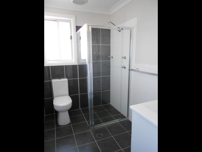 1/40 Broomfield Crescent, Singleton NSW 2330