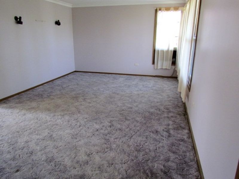 8 Gipp Street, Singleton NSW 2330