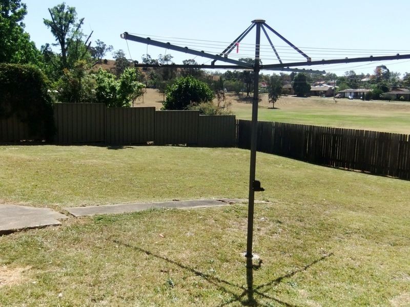 22 Lawson Avenue, Singleton NSW 2330