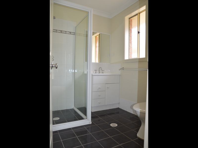 3 James House Close, Singleton NSW 2330