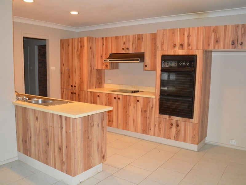 11 Dalmeny Close, Singleton NSW 2330