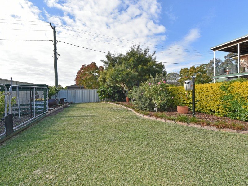 62 Queen Street, Singleton NSW 2330