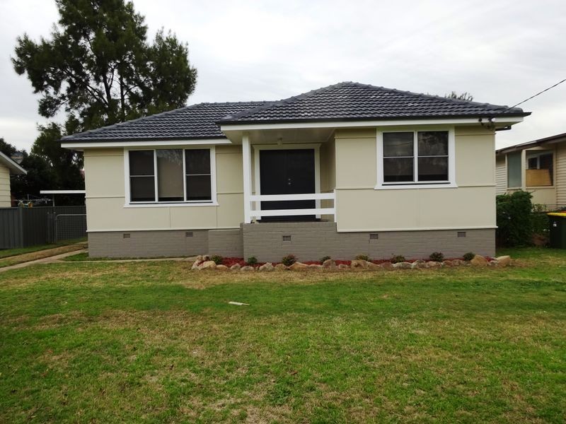 11 Kennedy Street, Singleton NSW 2330