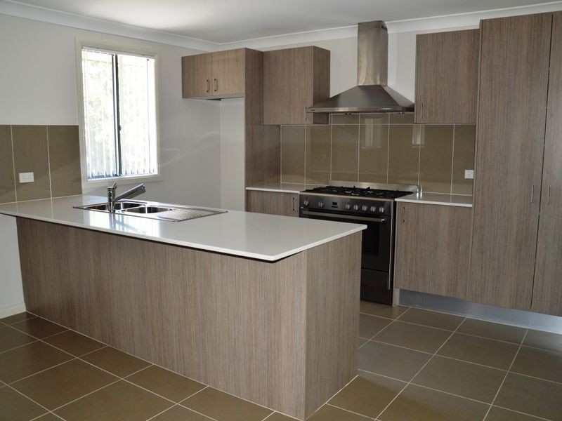 2/5 King Street, Singleton NSW 2330