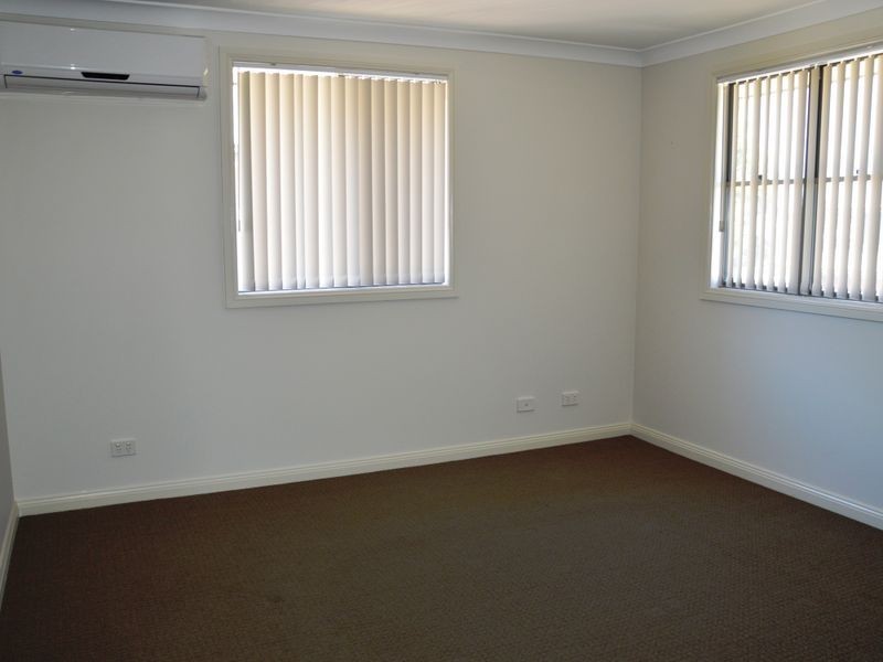 2/5 King Street, Singleton NSW 2330