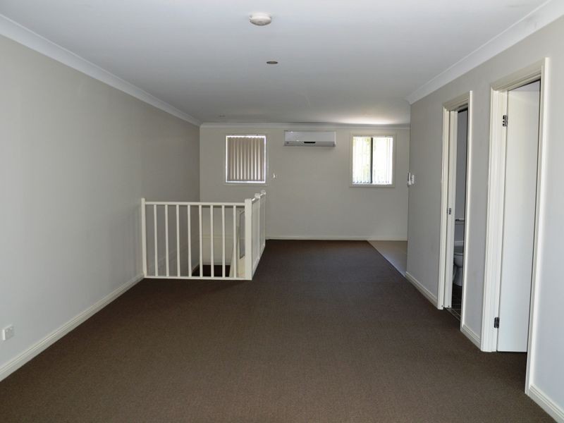 2/5 King Street, Singleton NSW 2330