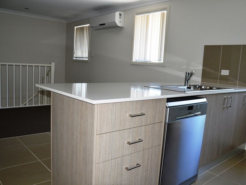 2/5 King Street, Singleton NSW 2330