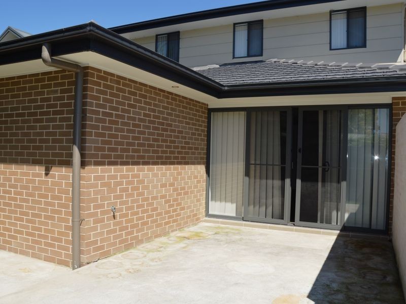 2/5 King Street, Singleton NSW 2330