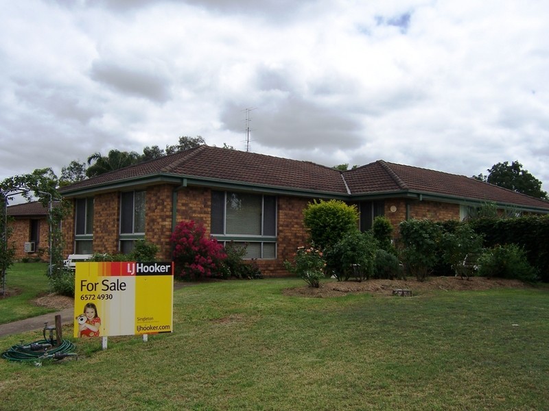 6 Noble Close, Singleton NSW 2330