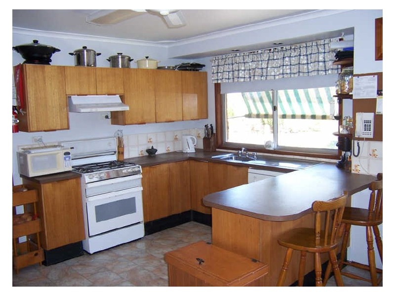 6 Noble Close, Singleton NSW 2330