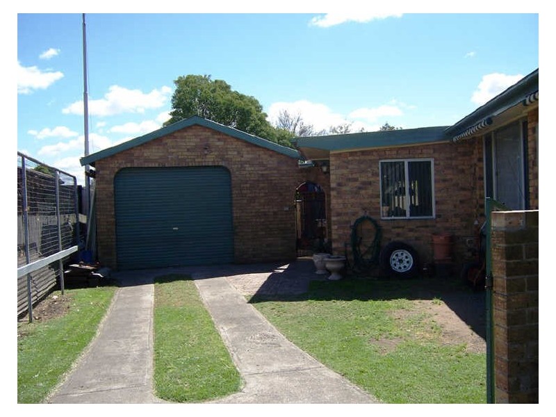 6 Noble Close, Singleton NSW 2330