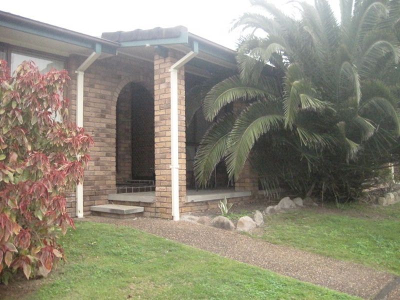 8/2 Grainger Crescent, Singleton NSW 2330