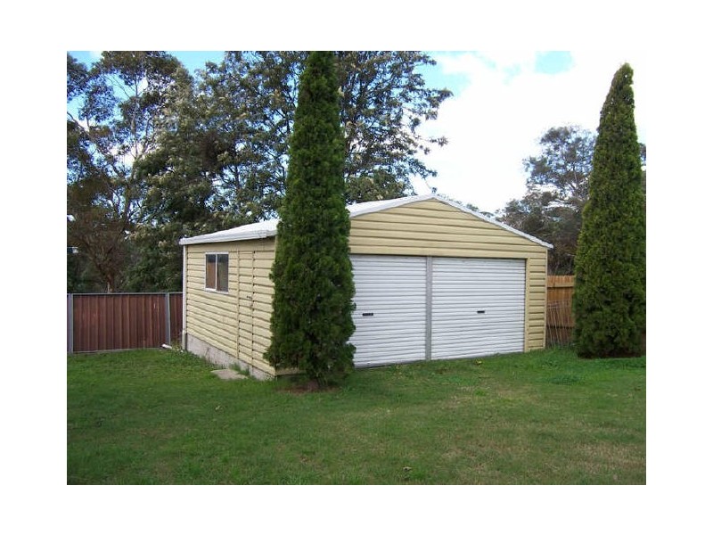 64 Lawson Avenue, Singleton NSW 2330