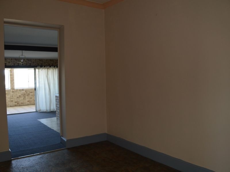 2/26 George Street, Singleton NSW 2330