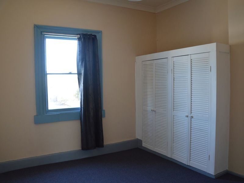 2/26 George Street, Singleton NSW 2330