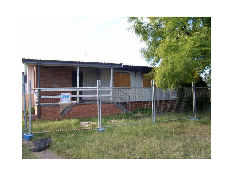 3 Moore Close, Singleton NSW 2330