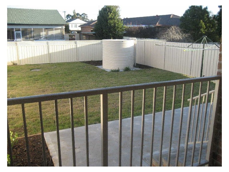 2/12 Bowden Street, Singleton NSW 2330