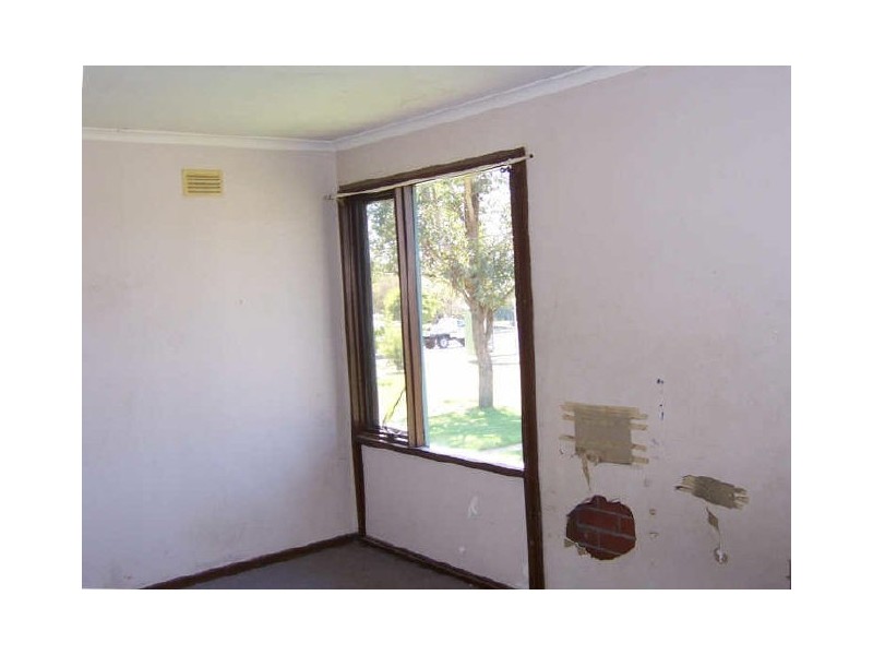 62 Blaxland Avenue, Singleton NSW 2330