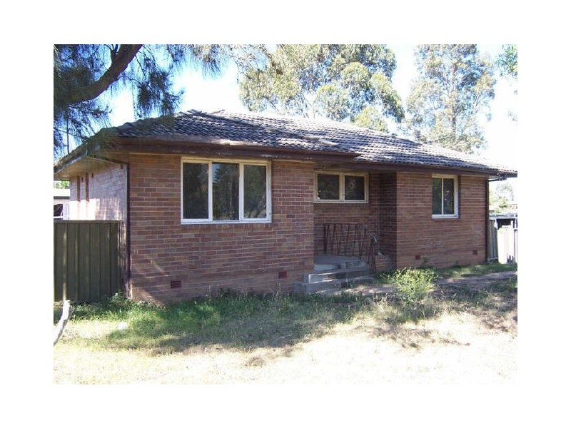 17 Wentworth Avenue, Singleton NSW 2330